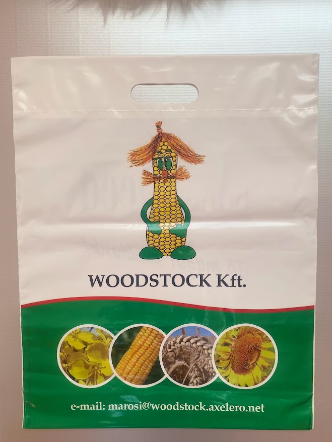 Műanyag Magyar Gyártású Reklámtáska